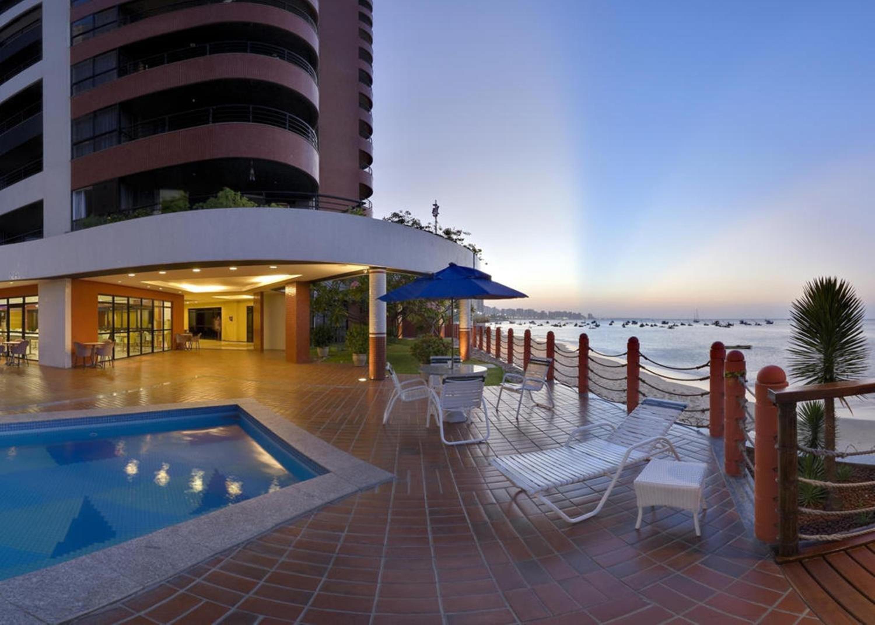 Flat Iate Aparthotel 4*